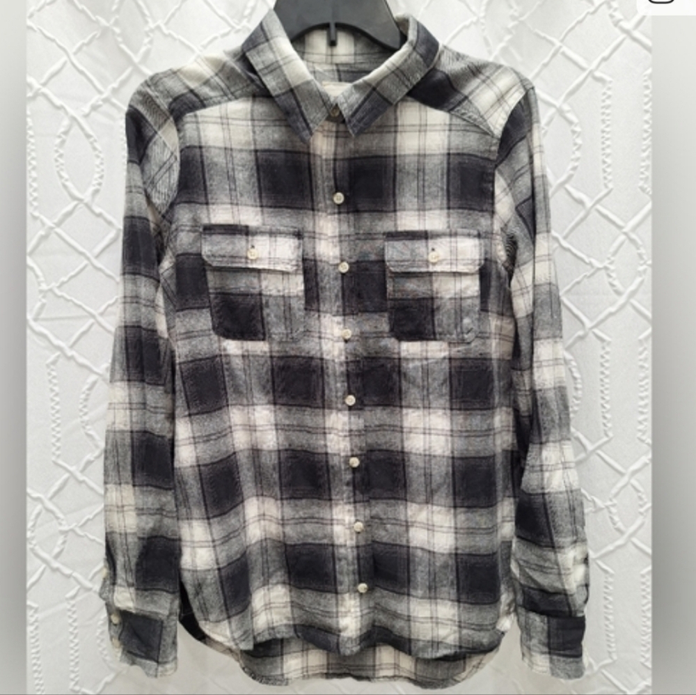 Mossimo Supply Co. Black and Gray Plaid Button Down Lightweight Flannel Shirt L